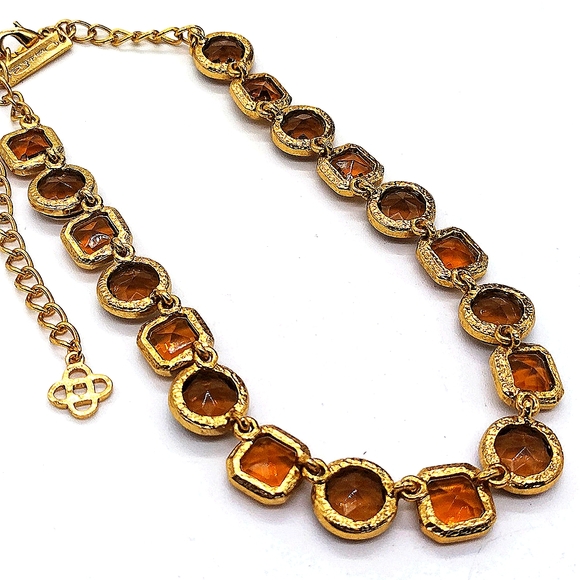 Oscar De La Renta Auburn Victorian Glass Statement Collar Necklace in Gold - Picture 3 of 5